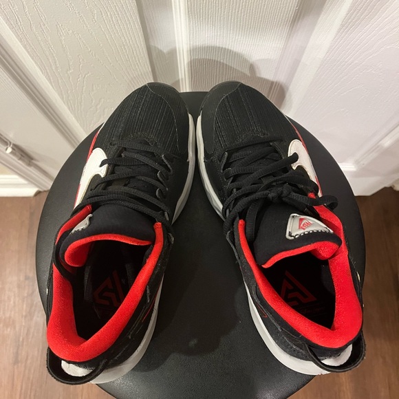 2020 Nike Zoom Freak 2 - Picture 2 of 6